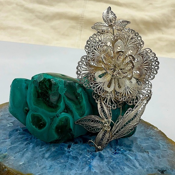 Vtg. (1960’s) Sterling Silver Flower Broach With Plant Leaves - Picture 7 of 8